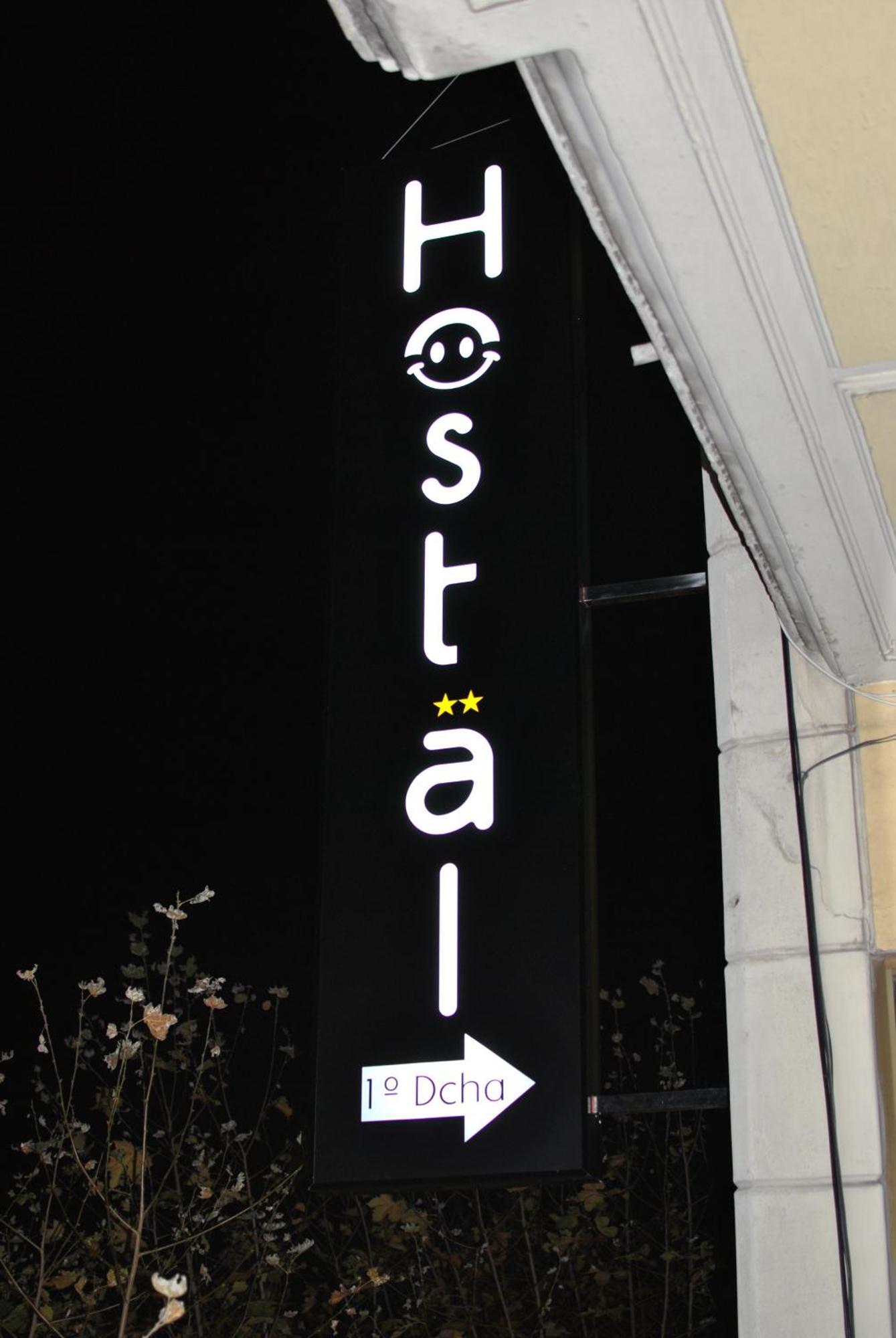 Hotel Happy Carrales