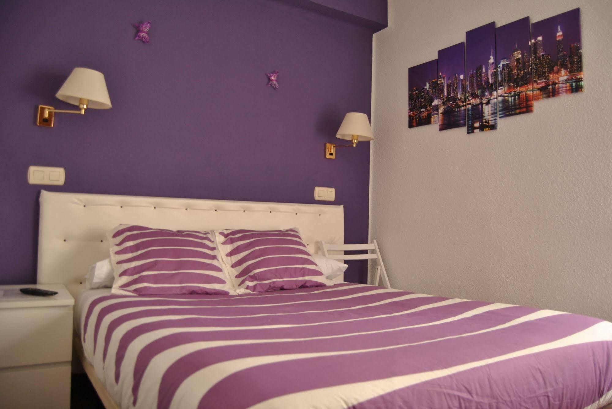 Hotel Happy Carrales